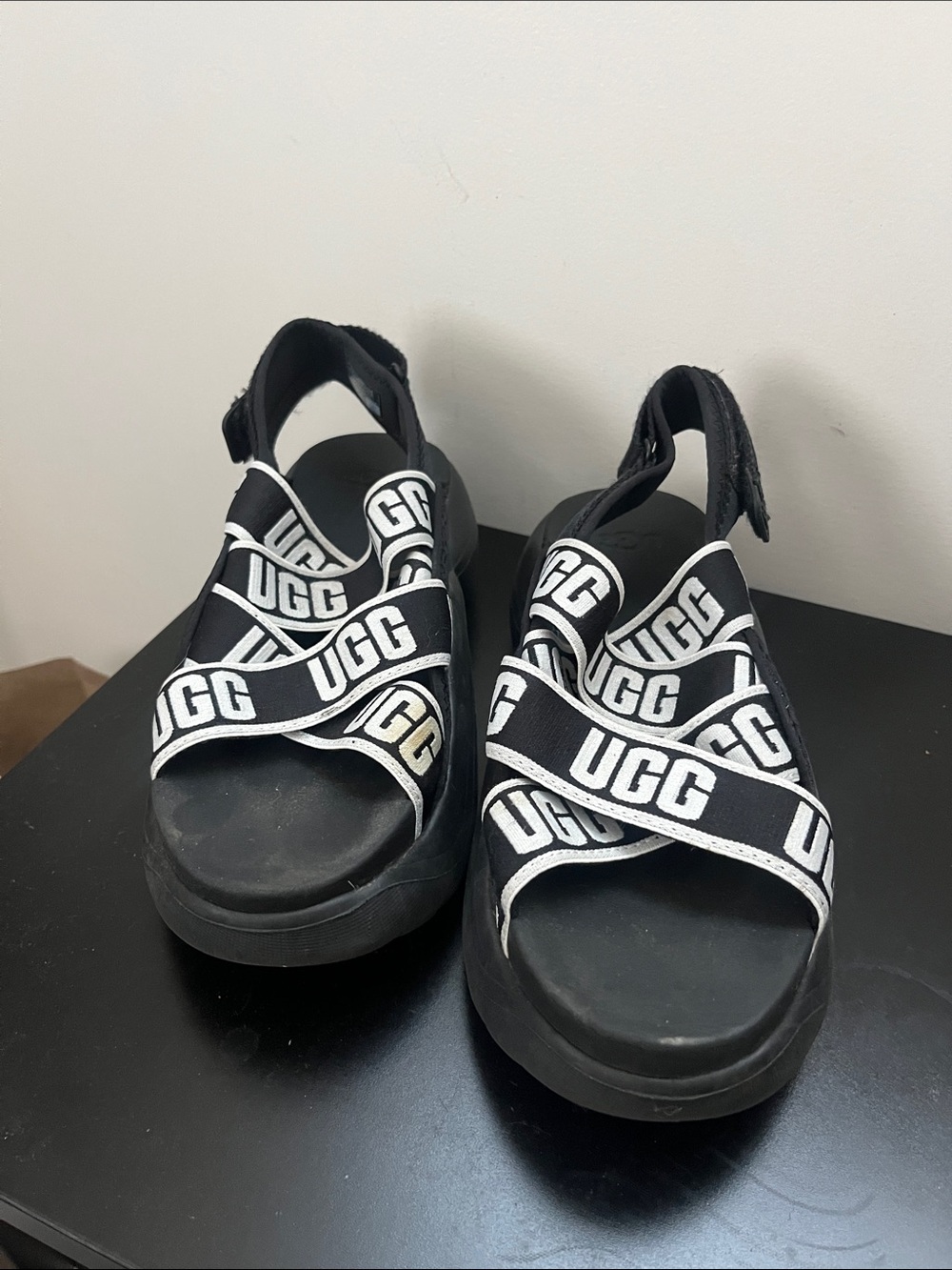 UGG LA Cloud Black and White Logo Strap Sandals